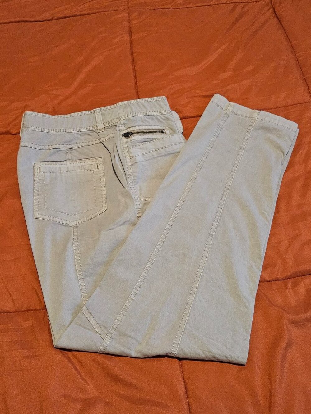 Chico's Beige So Slimming Utility Pants Size 1